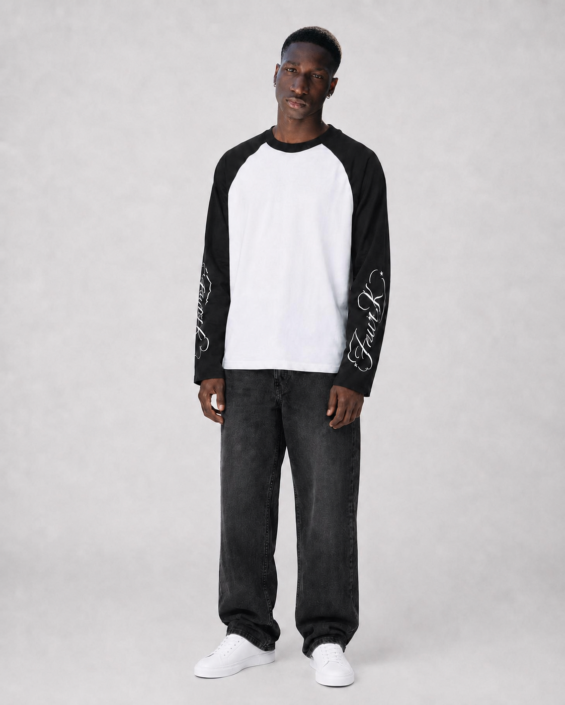 FourK Signature Cropped Longsleeve – Black